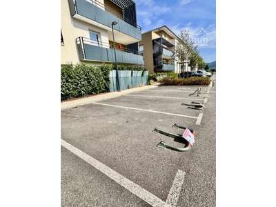 Vente Parking - Autres à Saint-Pierre-en-Faucigny