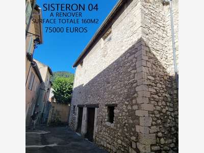 Vente bâtiment en pierre 160m² au cœur de Sisteron