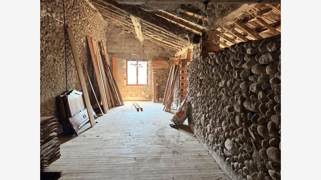 Vente Garage atelier cave et abris à Varilhes
