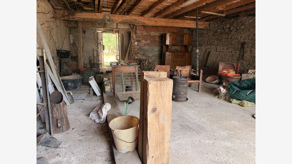 Vente Garage atelier cave et abris à Varilhes