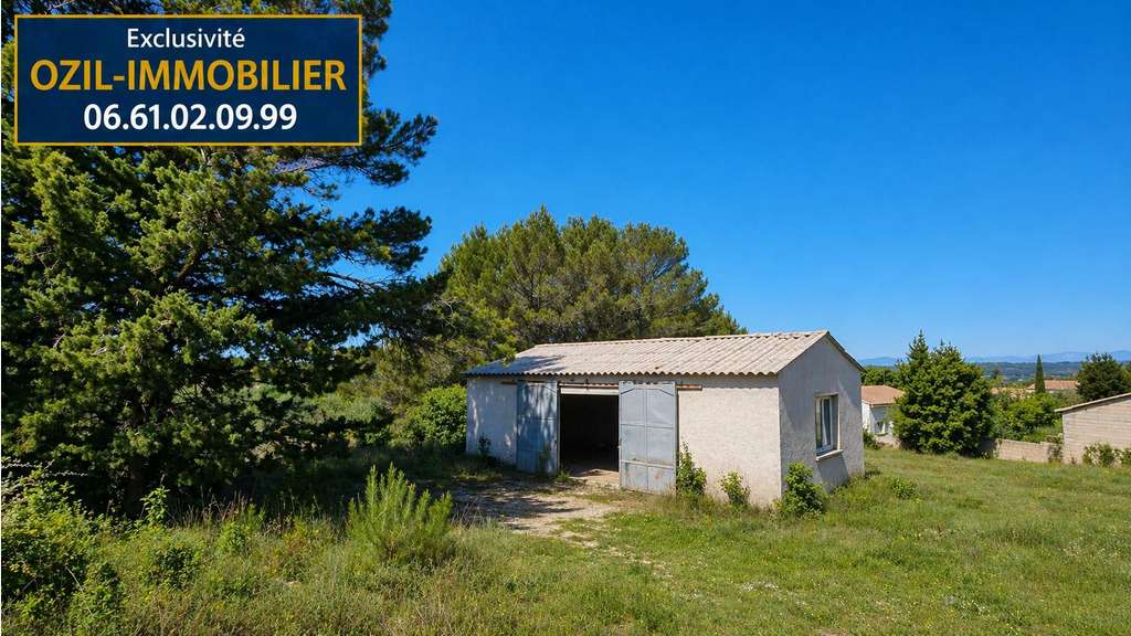 Vente hangar sur terrain 1430m² à Vézénobres