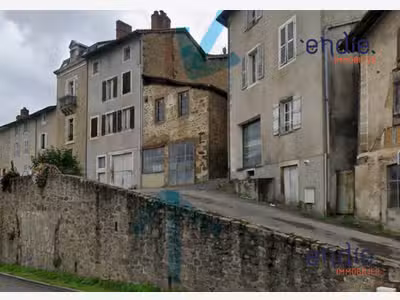 GARAGE DE 75M²