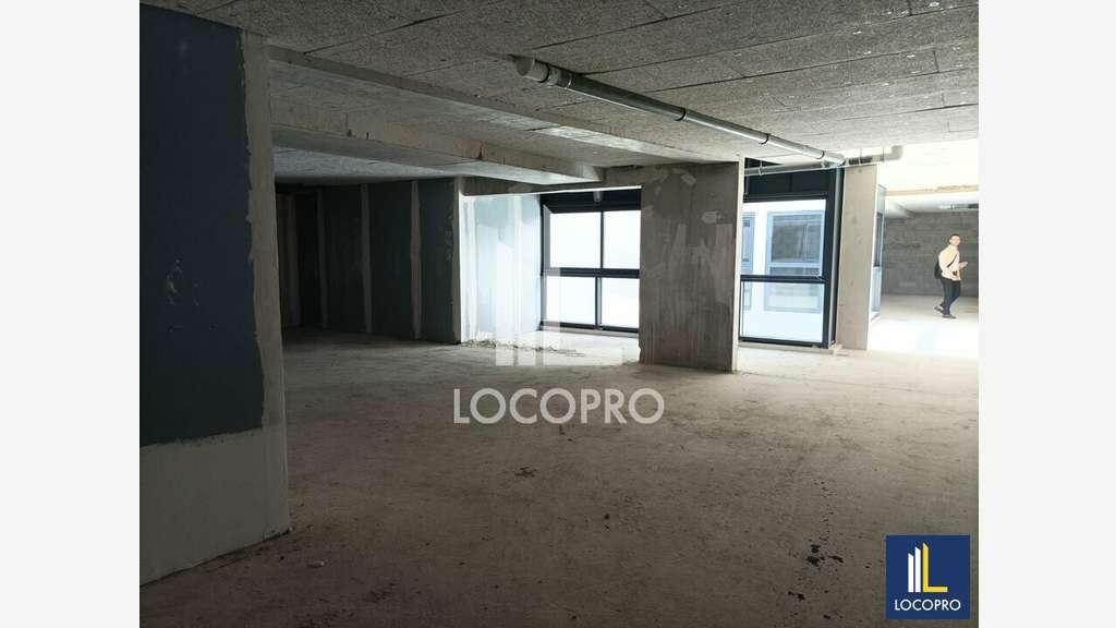 Vente bureaux 206m² R+2 à Beausoleil