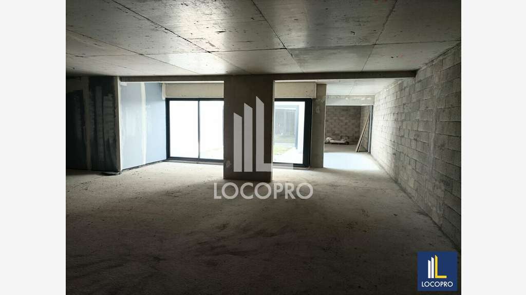 Vente bureaux 206m² R+2 à Beausoleil