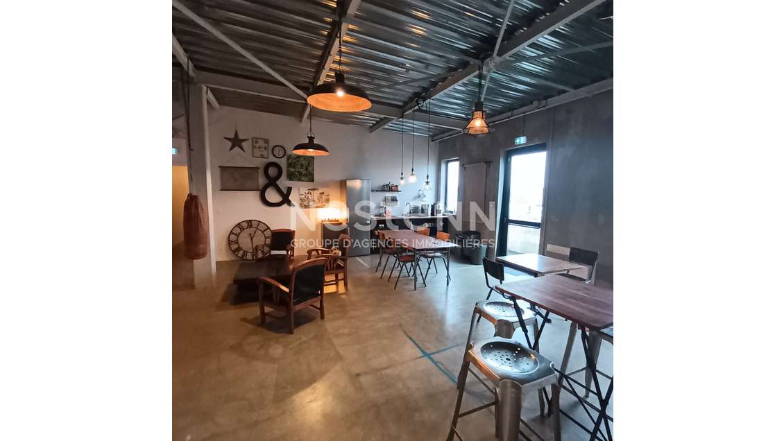 Vente très beau plateau de bureaux 189m² à Vannes