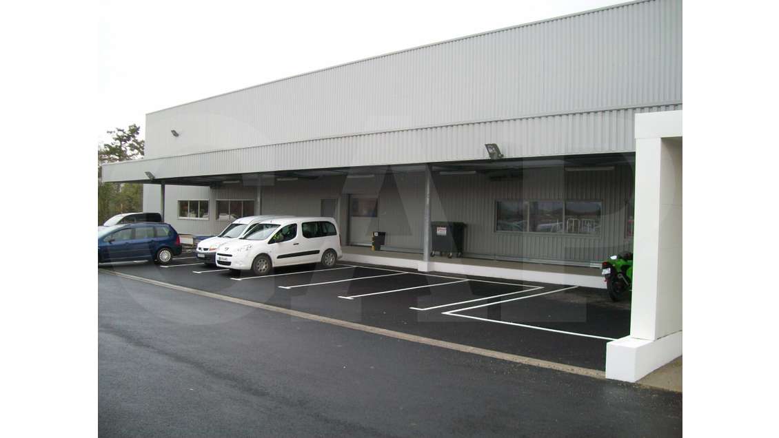 Vente plateforme logistique 3006m² à Lorient