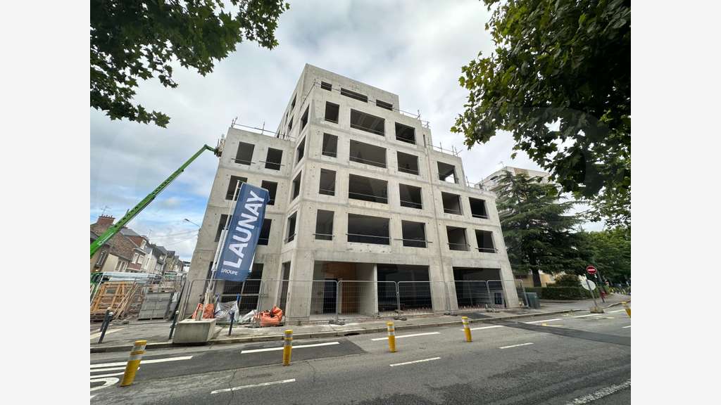Vente  local 84m² Rennes Boulevard de Vitré