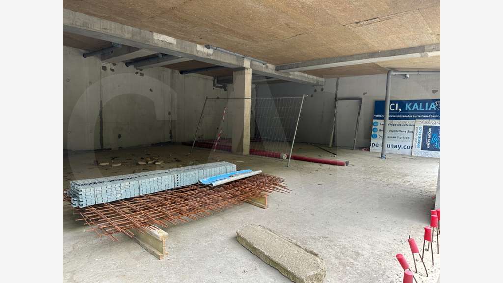 Vente  local 84m² Rennes Boulevard de Vitré