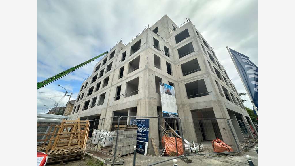 Vente  local 84m² Rennes Boulevard de Vitré