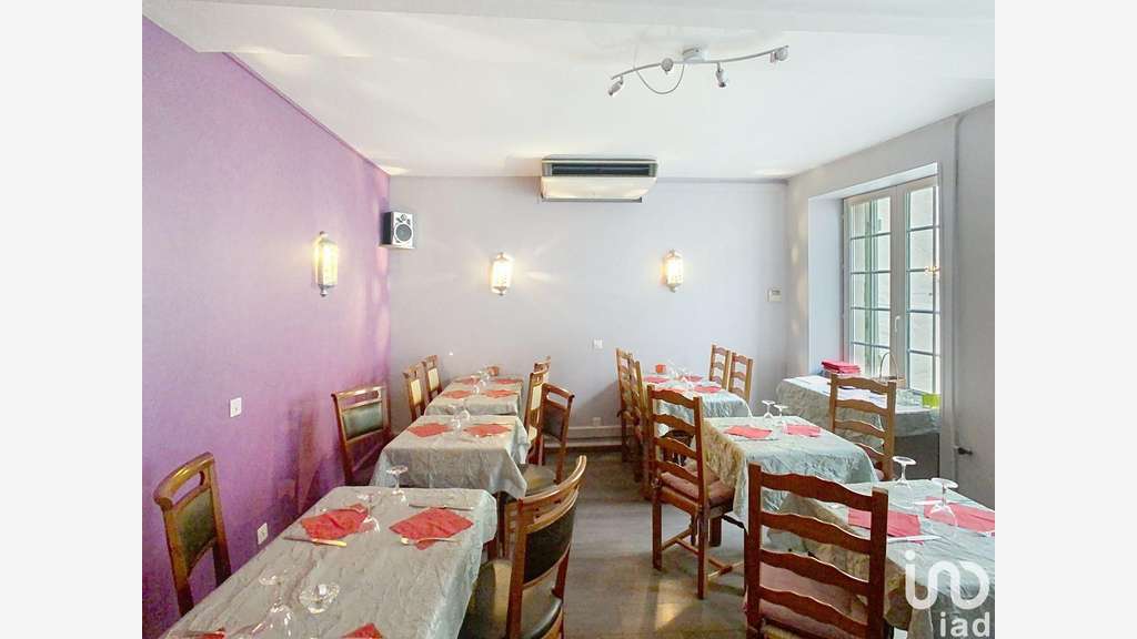 Cède maison restaurant au centre ville de Chaumont