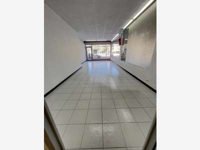 AV murs commerciaux 125m² à Saint-Raphaël centre