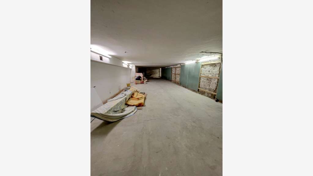 AV murs commerciaux 125m² à Saint-Raphaël centre