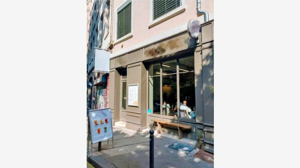 Vente local commercial de 50m² à Lyon 69001 Opéra