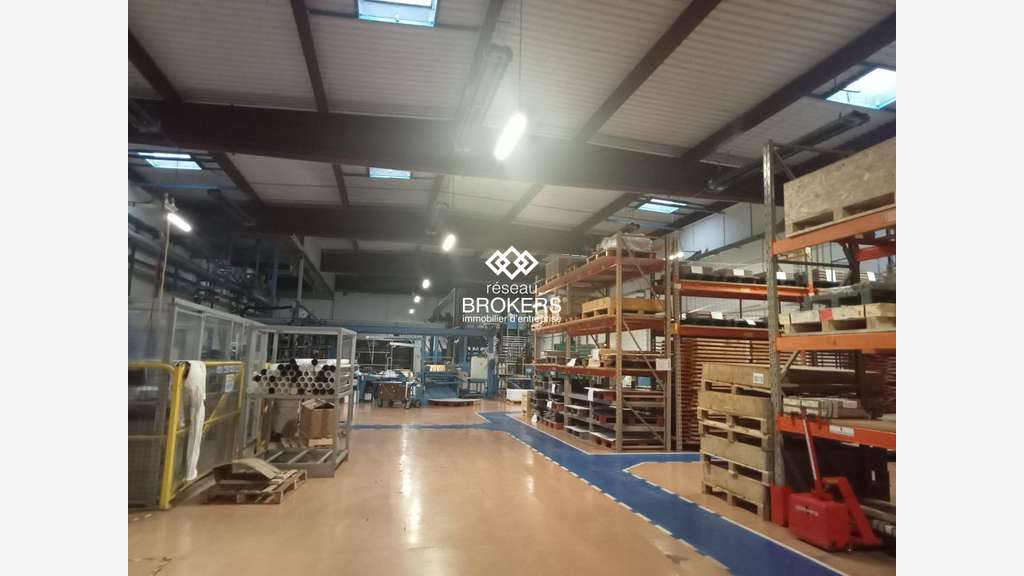 Vente site industriel 2700m² à Lannemezan ZI