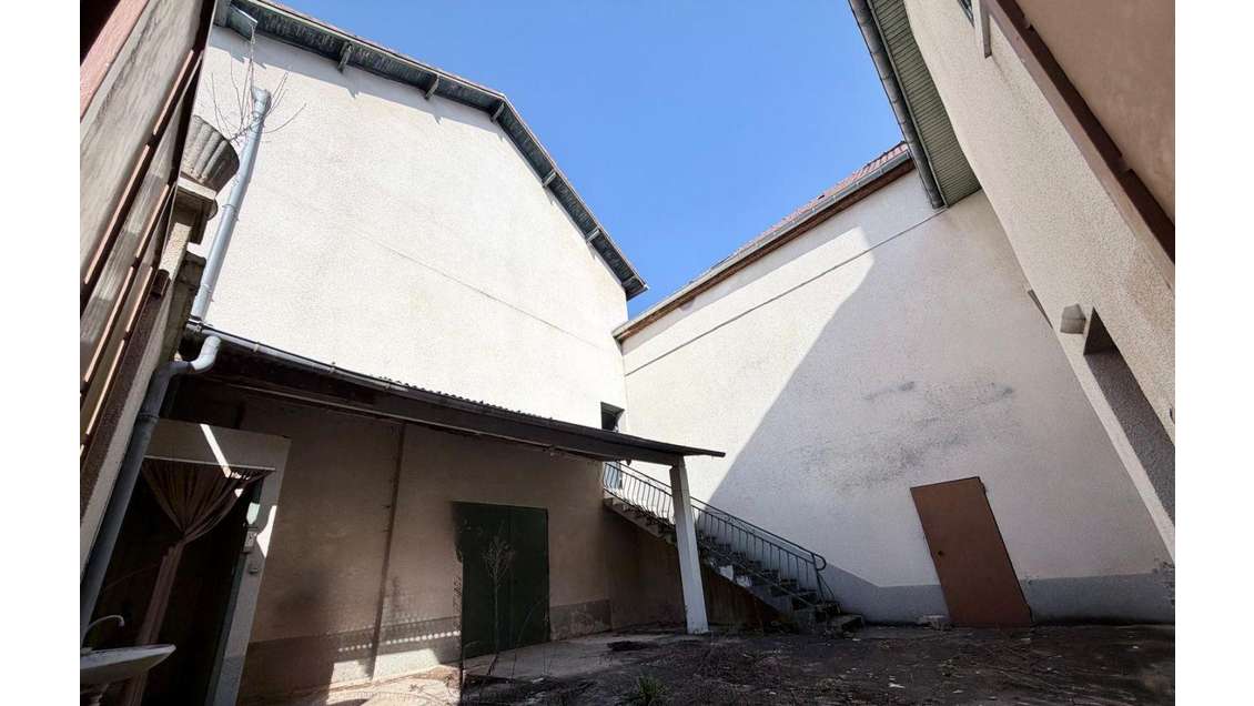 Vente bâtiment agricole 360m² à Fleury-la-Rivière