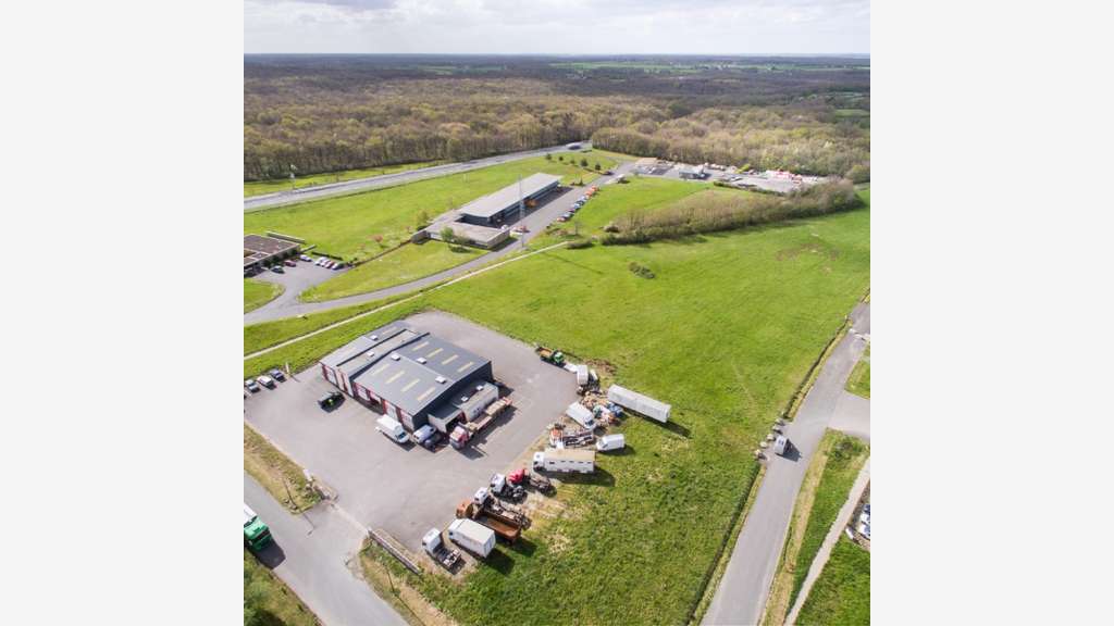 Terrain industriel 5 ha  à vendre Châteauroux Sud