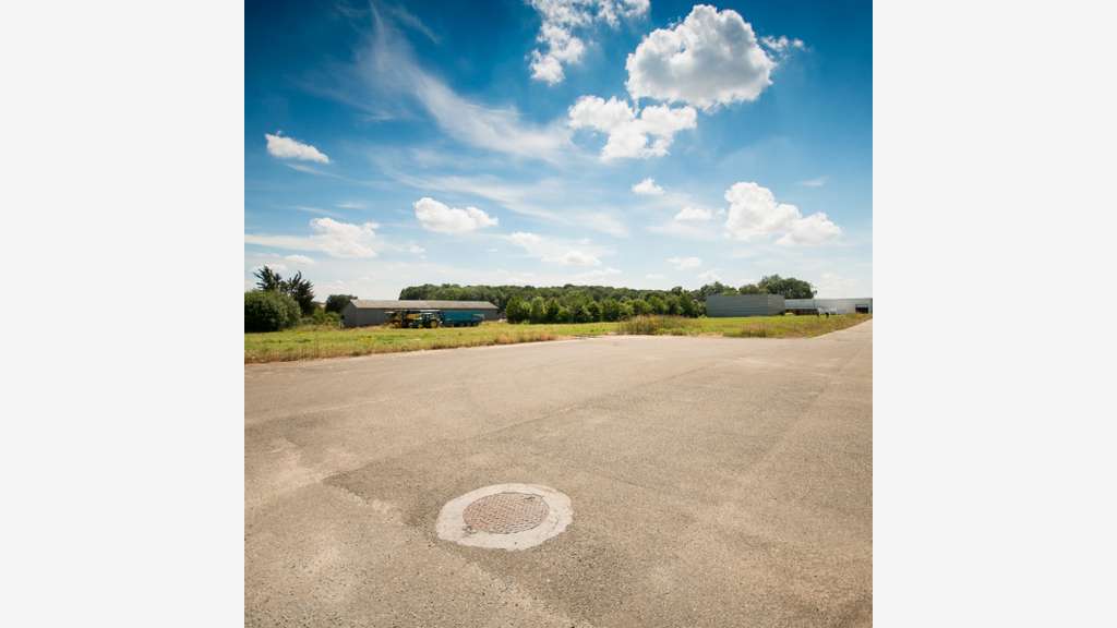 Vente terrain industriel 1 ha Ouest Chartres 