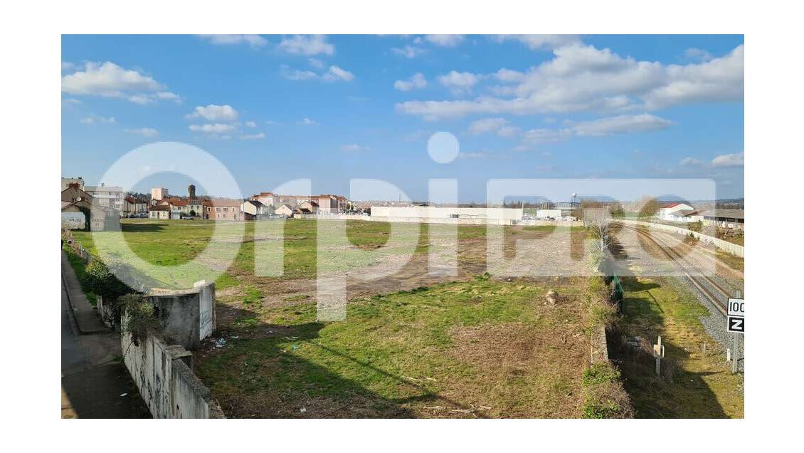 Magnifique terrain 2.6ha à vendre à Montluçon