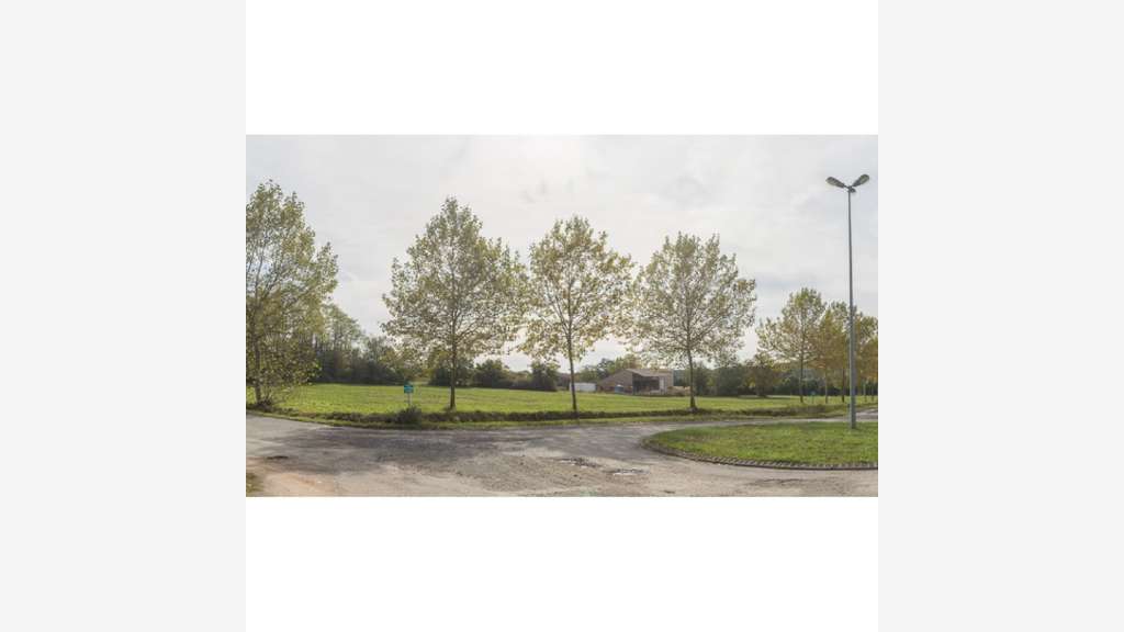 À vendre terrains de 7000m² à 110000m² à Drevant 
