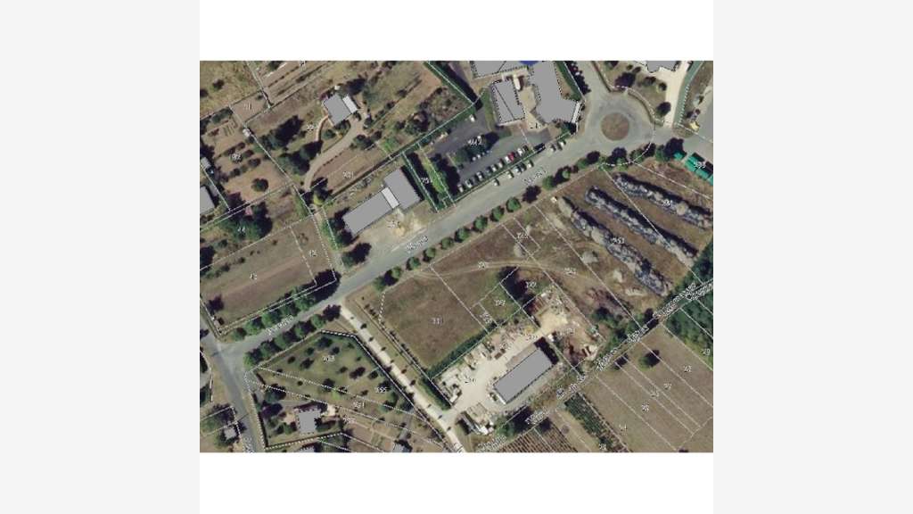 À vendre terrains de 7000m² à 110000m² à Drevant 