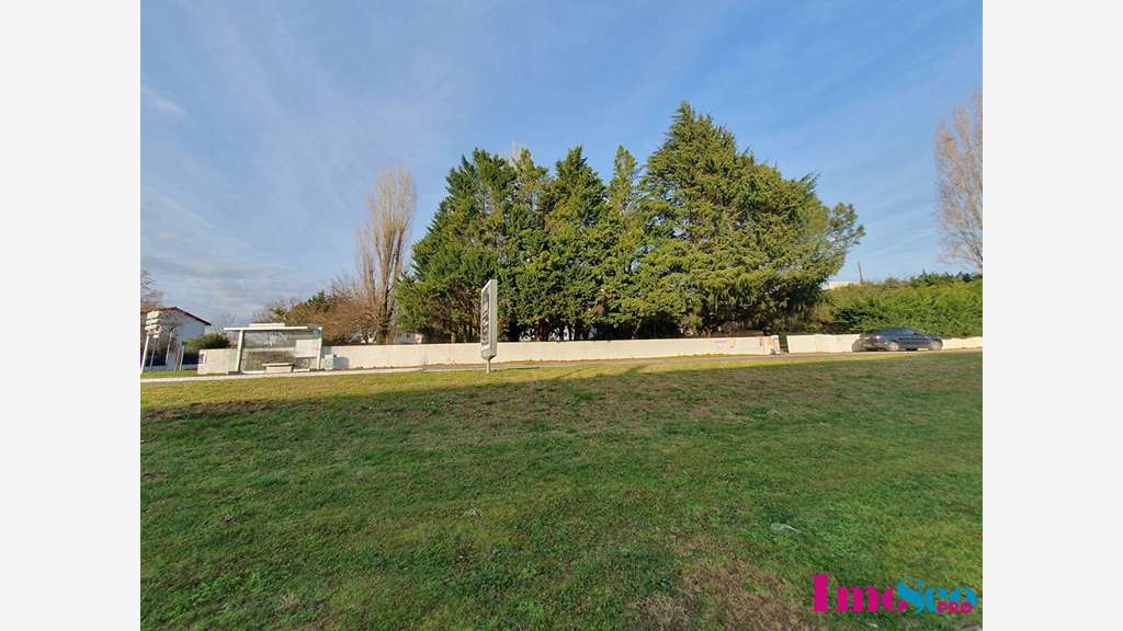 Terrain 1491m² à vendre à Artigues-près-Bordeaux
