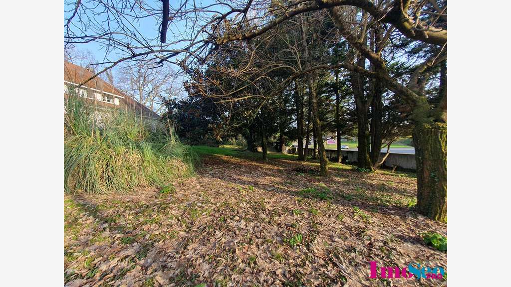Terrain 1491m² à vendre à Artigues-près-Bordeaux