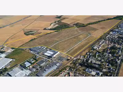 AV terrains indus 24000m² Blois emplac strat