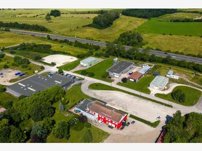 À vendre – Terrain industriel de 3,8 hectares di