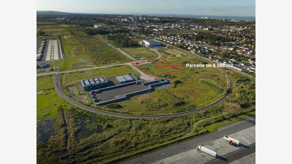 CALAIS - à vendre