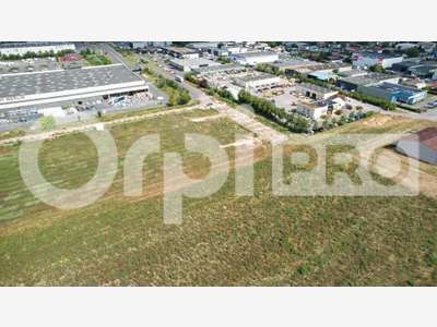 Terrain d'activité 2084m² à vendre à Cormontreuil