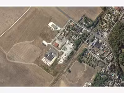 À vendre – Terrain industriel de 4ha à Vie