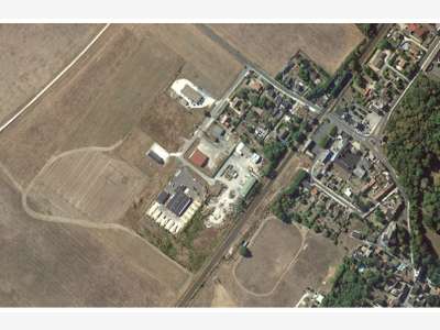À vendre – Terrain industriel de 4ha à Vie