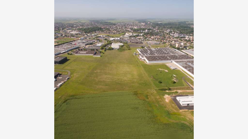 Vente terrains industriels de 362 ha à Issoudun