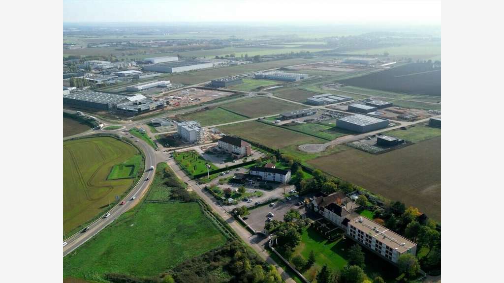 Terrain industriel à vendre 10 ha Dijon (21)