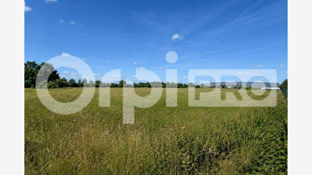 AV ensemble foncier 29616m² Sainte-Geneviève