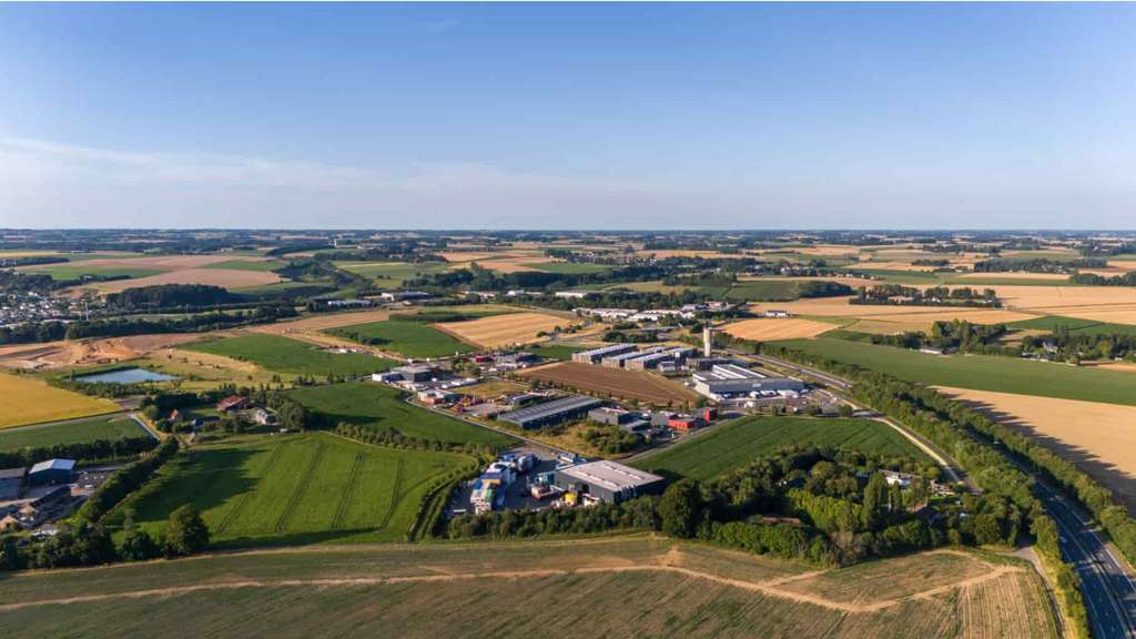 À vendre Terrains Industriels à partir de 1500m²