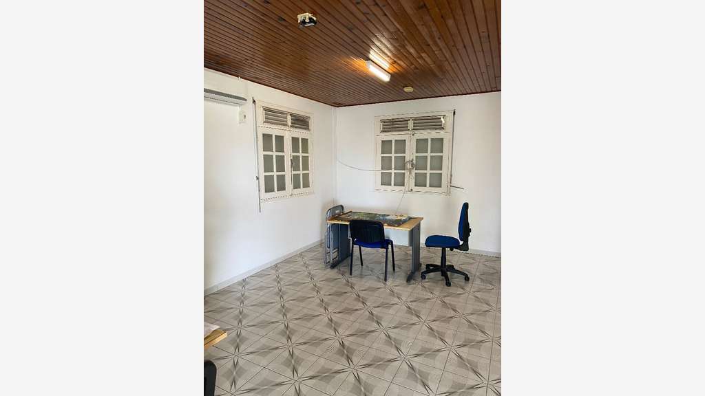 Vente bureaux 240m² secteur Acajou - Lamentin