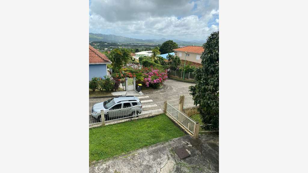 Vente bureaux 240m² secteur Acajou - Lamentin