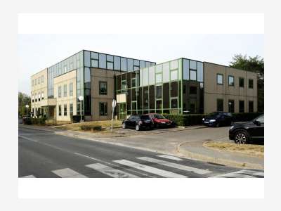 Activités/Bureaux partiellement loués