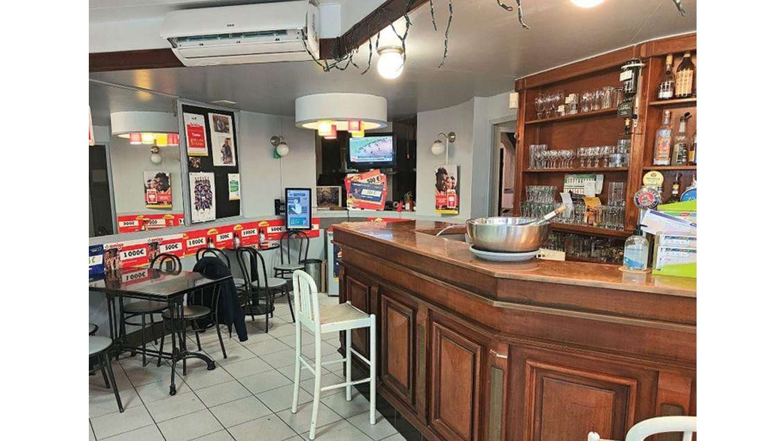 Vente murs brasserie de 211m² à Sartrouville