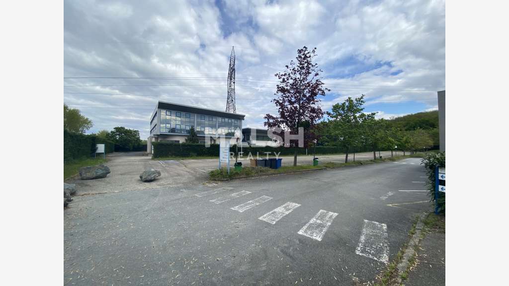 Vente batiment 7914m² à Civrieux-d'Azergues