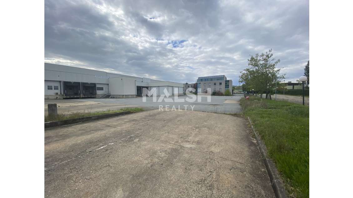 Vente batiment 7914m² à Civrieux-d'Azergues