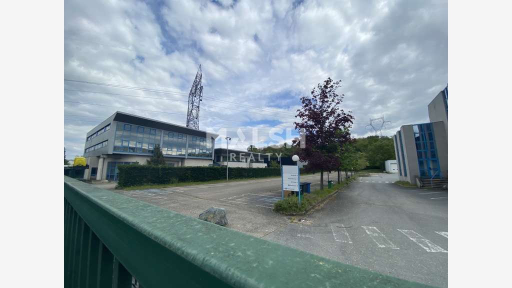 Vente batiment 7914m² à Civrieux-d'Azergues