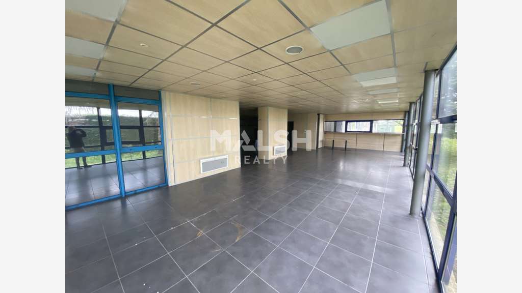 Vente batiment 7914m² à Civrieux-d'Azergues