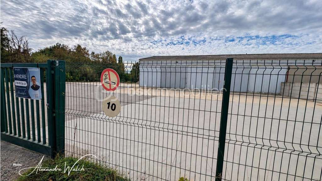 Bâtiment d'activité 325m² sur 2287 m² à Orgères