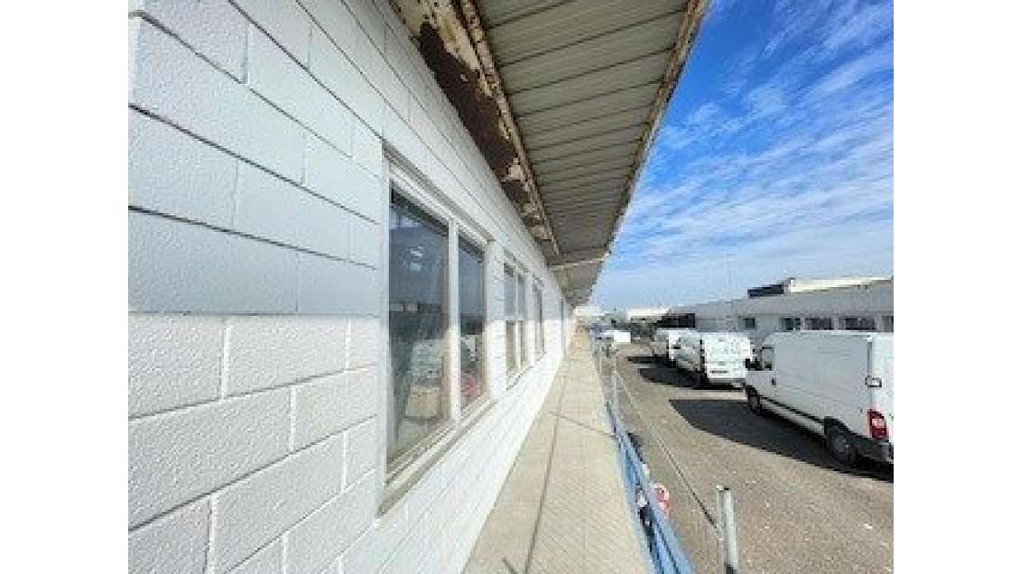 Vente bâtiment de stockage et bureau ZI Colmar 