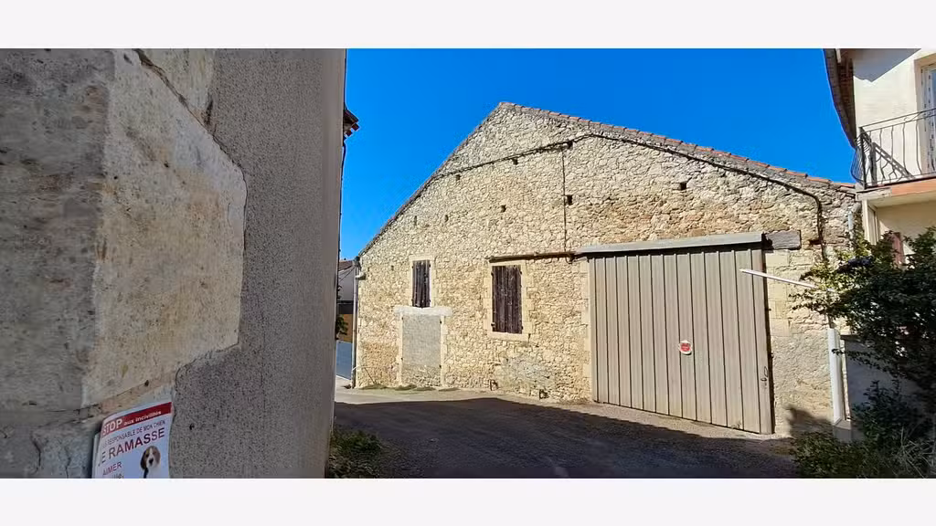 Bâtiment en Pierre 564m² à vendre à Vic-Fezensac