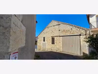 Bâtiment en Pierre 564m² à vendre à Vic-Fezensac