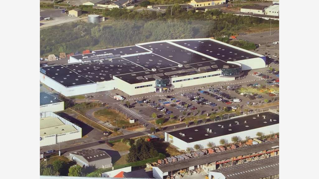A vendre bâtiment industriel 17410m² à Chambry 