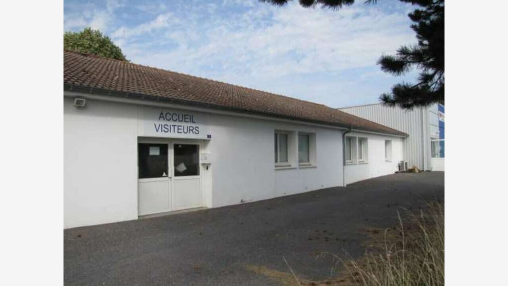 Bâtiment d'exception sur 5000m² à vendre à Nogent